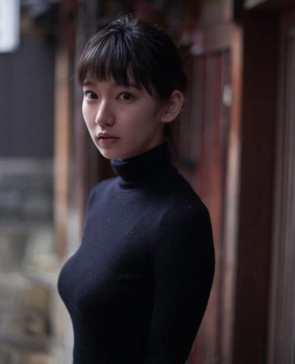 桥本环奈和福原遥两人长得好像,日本男性梦中情人