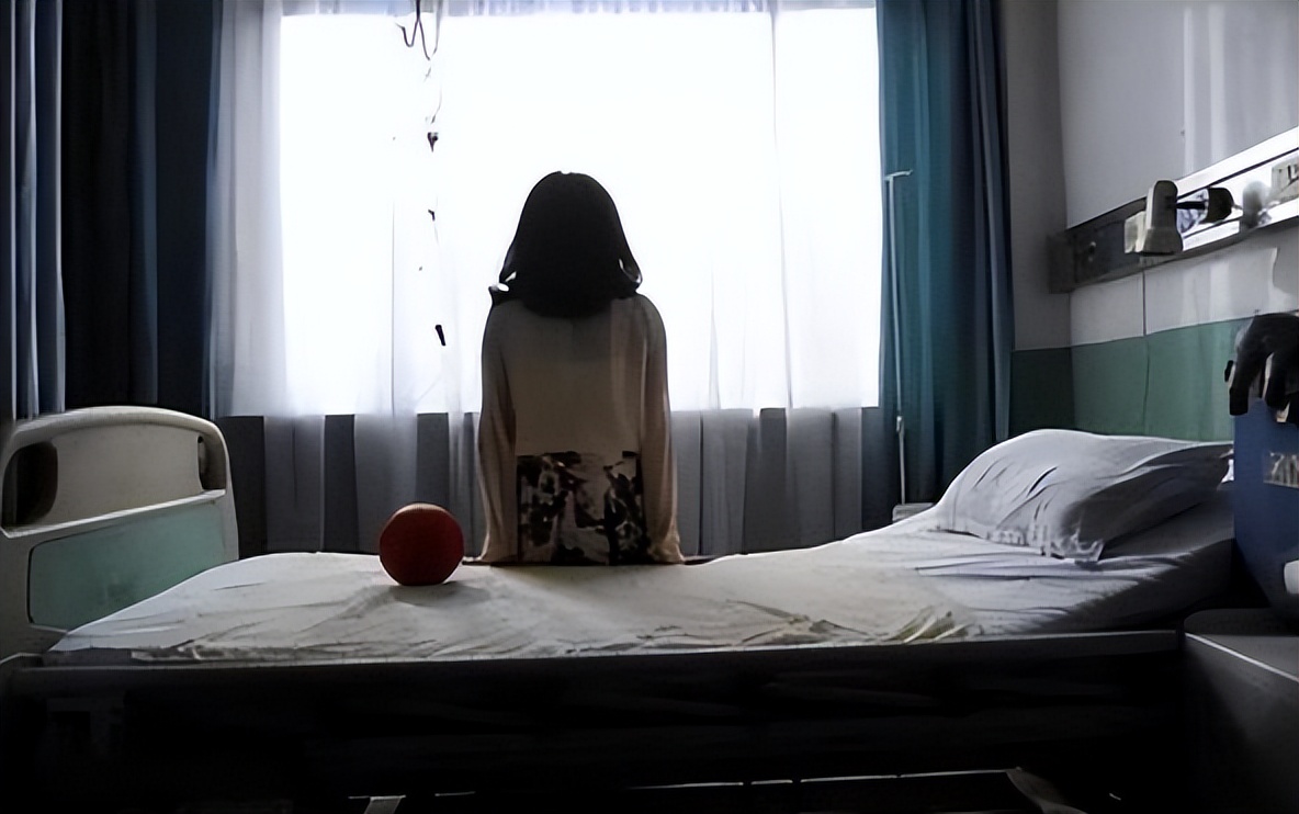 00后女生用一万块创业,00后女孩努力挣钱