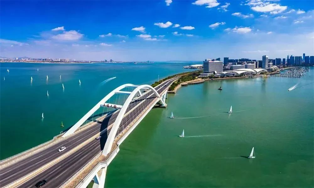 香港新晋的明星,现身厦门的香港明星