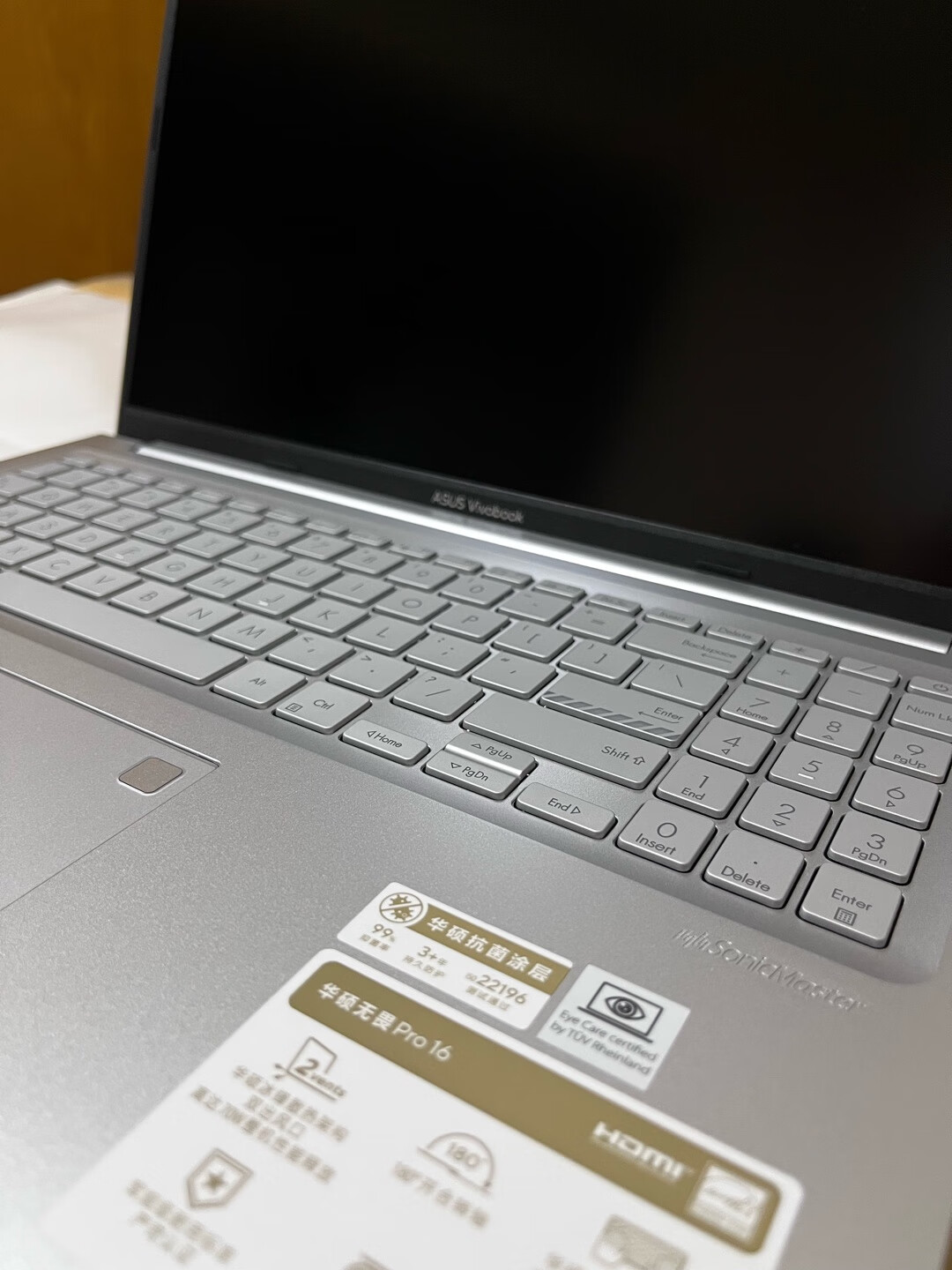 华硕无畏pro152.8koled轻薄全能本,华硕无畏pro152.8k120hz14英寸