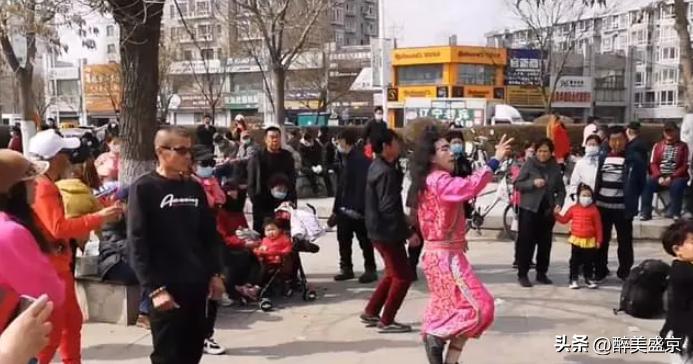 沈阳劳动公园曝光不文明行为,城管整治沈阳劳动公园