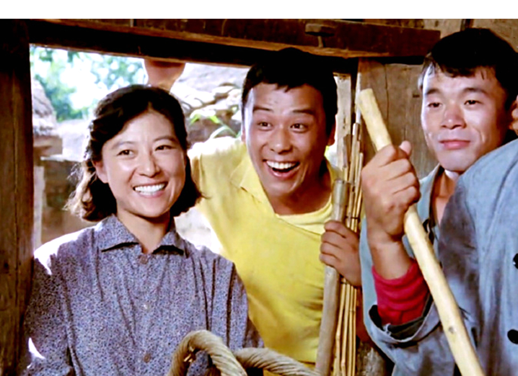 王馥荔主演的咱们的牛百岁片段,梁庆刚和王馥荔做客中央电视台