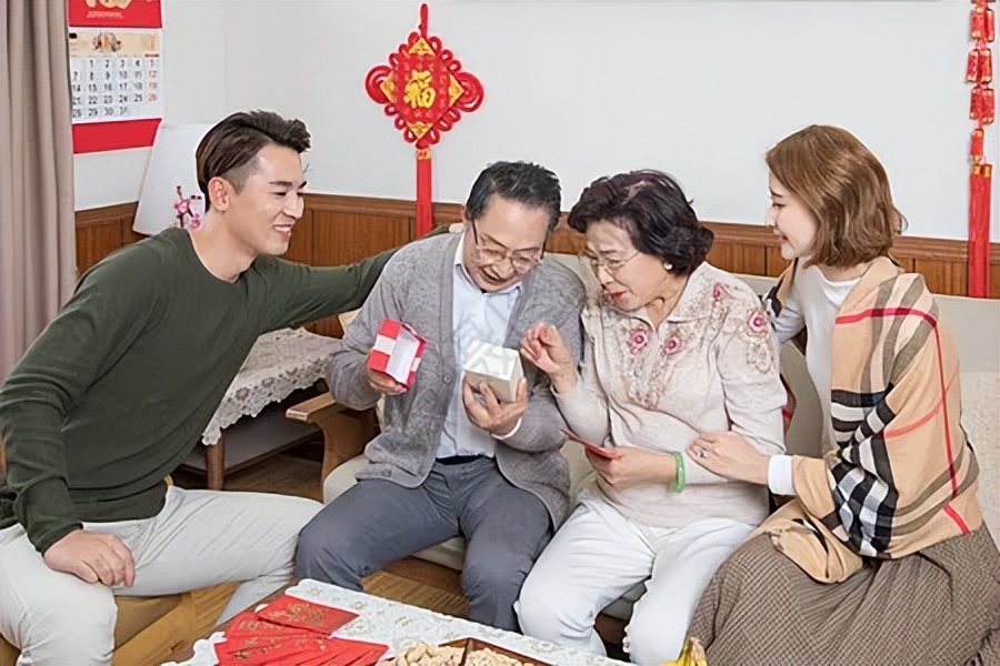 直播间送礼的规则 (对送礼规则的感悟)