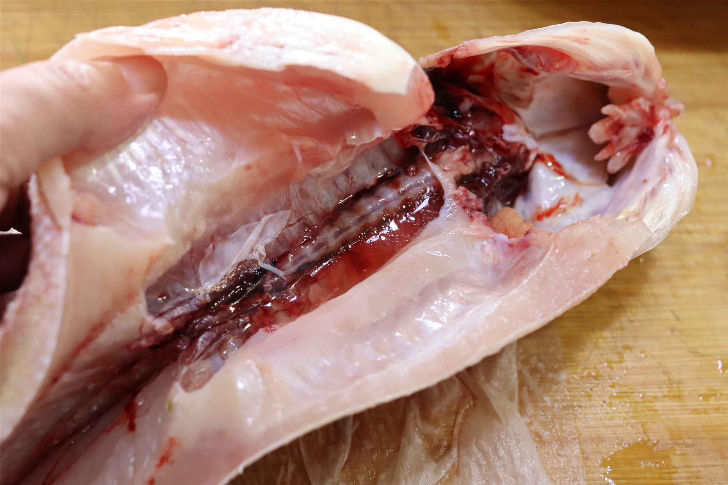 清蒸鲈鱼怎么做需要蒸几分钟,清蒸鲈鱼给6个月大宝宝吃怎么蒸