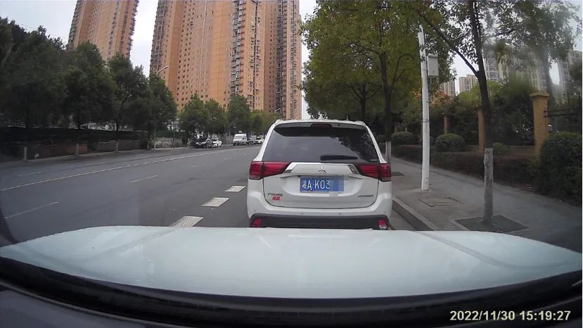 行车记录仪有没有必要买原厂的,比亚迪秦plusdmi原厂行车记录仪