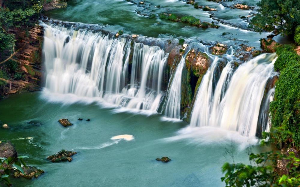 云贵高原秘境探险,乌蒙山腹地探索之旅