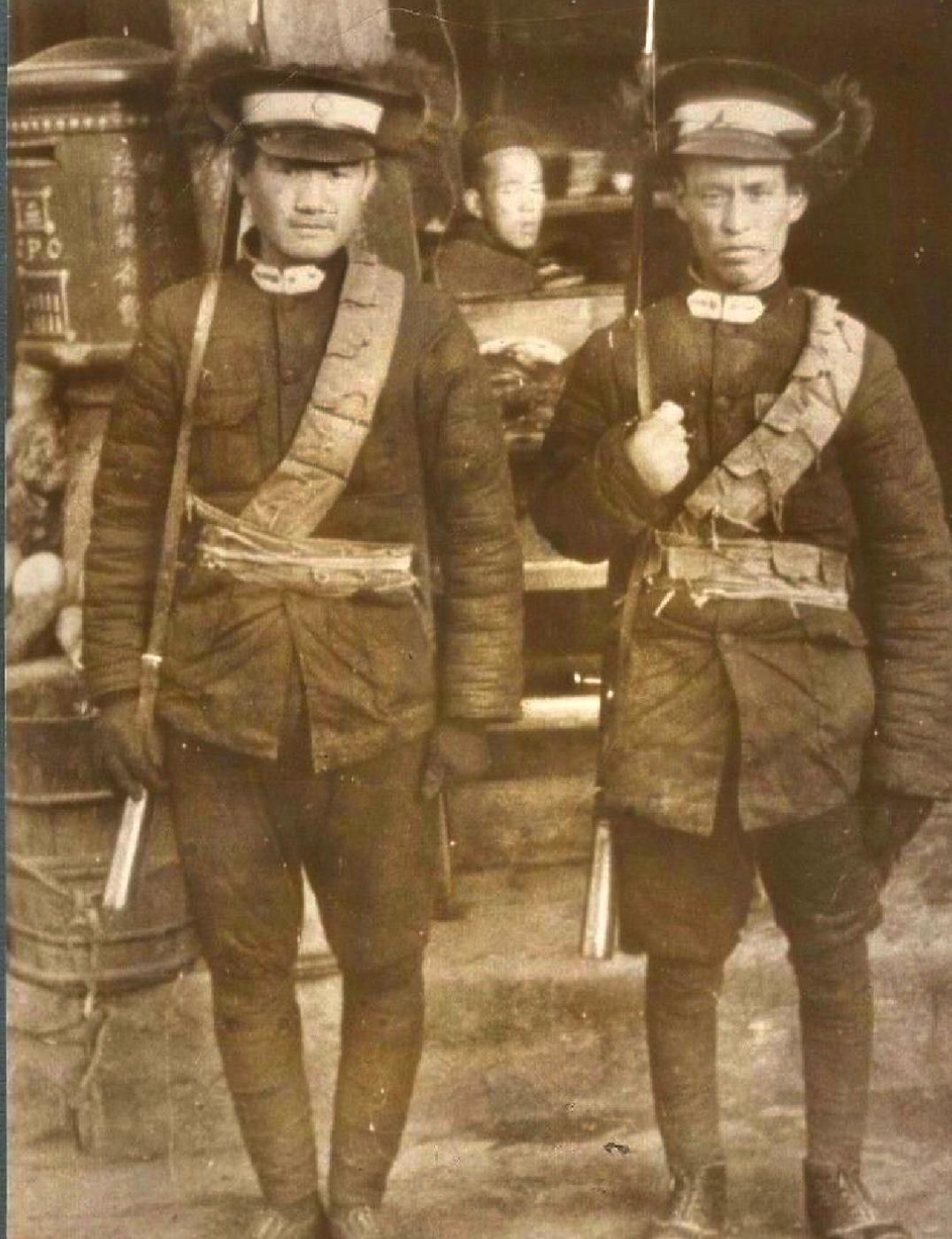 日军日记：男人饿倒在地，为了救他，我将他妻子的乳房割给他吃!