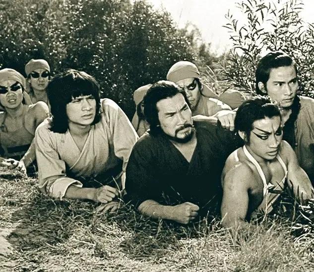 郭追：功夫比肩成龙，接替傅声和刘家良的班，10部代表作证明成就