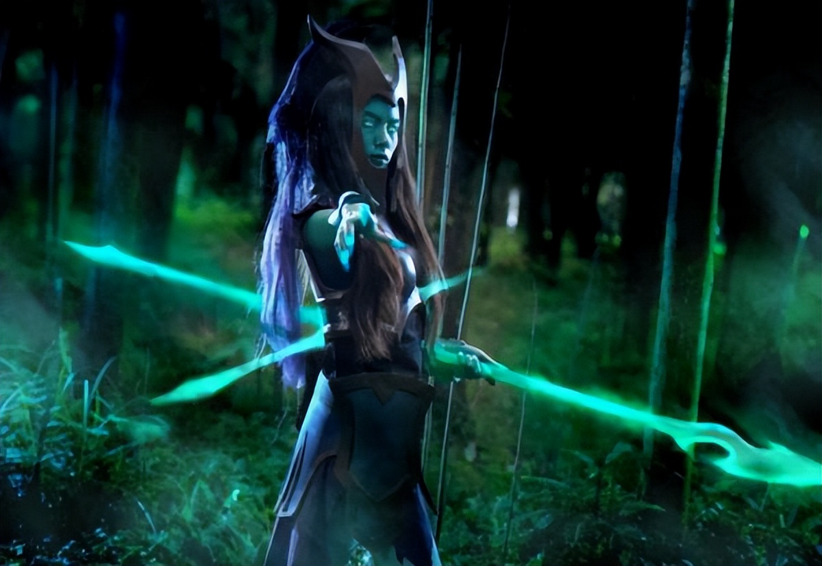 复仇之矛乱斗出装,无限火力复仇之矛穿刺流出装