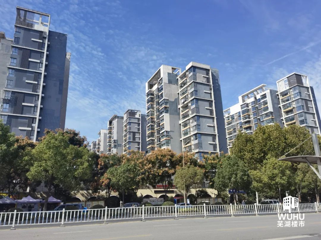 缇庡姞鍗拌薄浜屾墜鎴垮洓瀹ゅ皬澶嶅紡,鑺滄箹甯傜編鍔犲嵃璞′簩鎵嬫埧