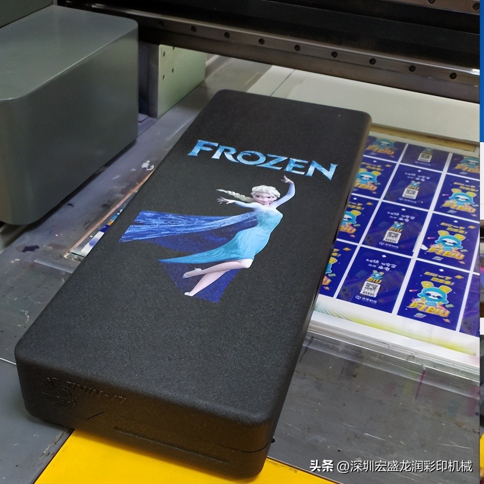 uv平板打印机可以打印水晶标吗,用uv平板打印机和宣纸做山水画