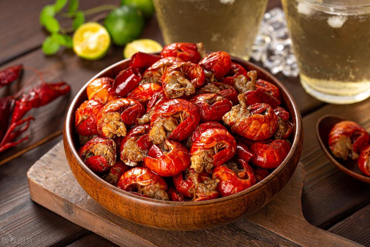 小龙虾怎么做才好吃教程简单,小龙虾的新式做法简单易学