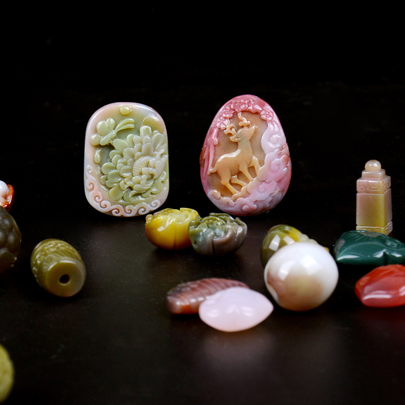 盐源县玛瑙原石,和田玉盐源玛瑙南红蜜蜡手串