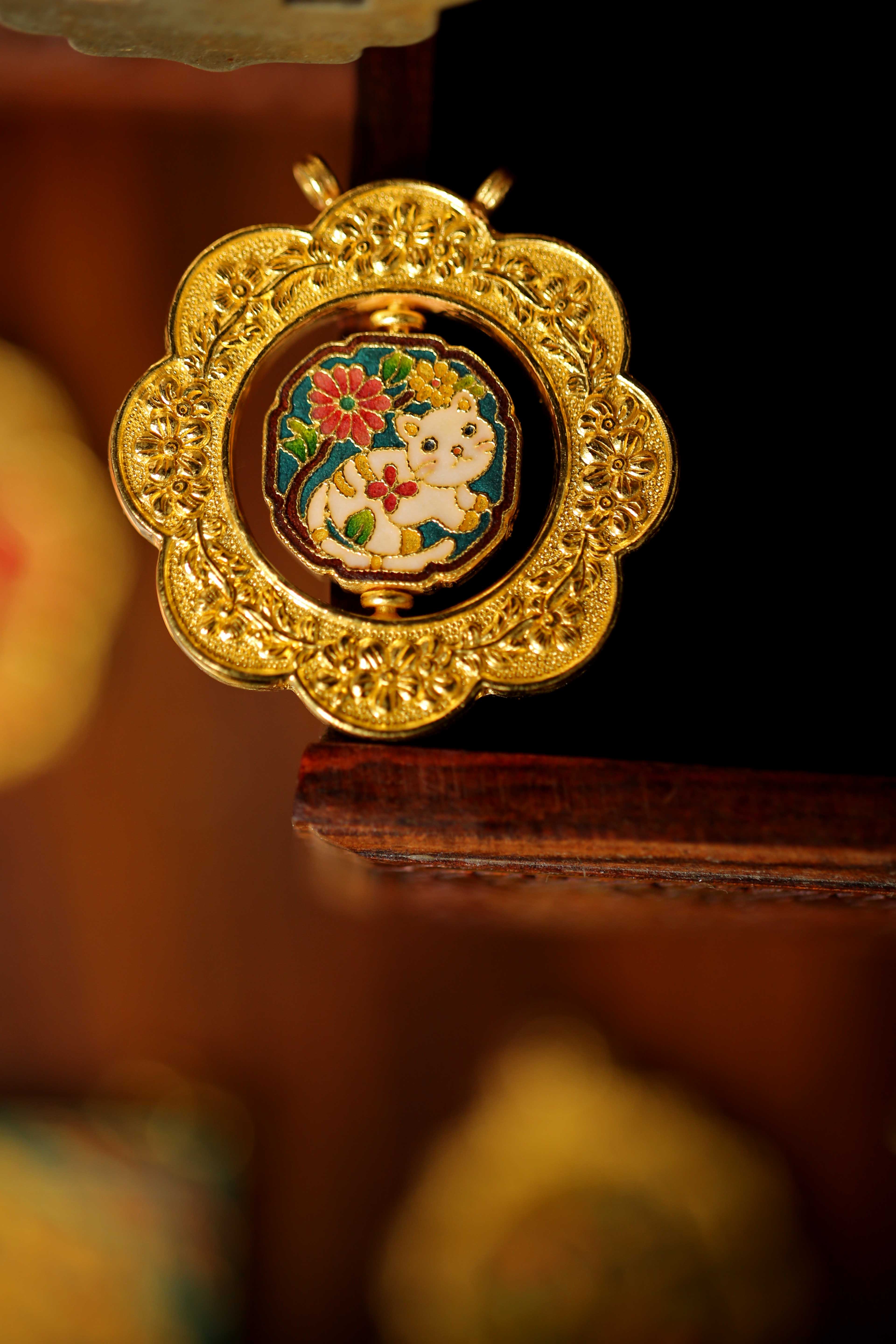 诠释古法黄金的高贵神韵,顶级黄金艺术