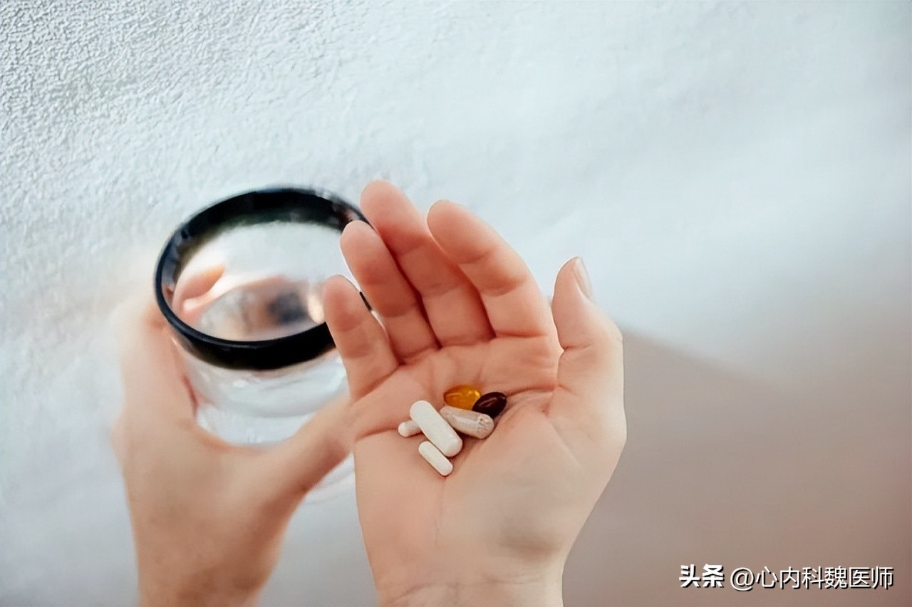 叶酸0.8毫克长期服用有副作用吗,高血压长期吃叶酸有副作用吗