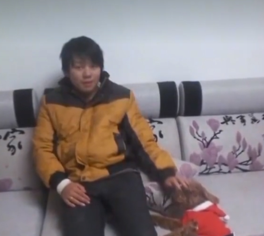 18岁小伙购买玩具枪被判刑,小伙购买玩具枪竟被判无期