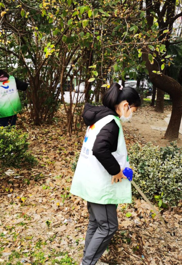 猜灯谜赢花灯趣味闹元宵,元宵节当然少不了做花灯猜灯谜