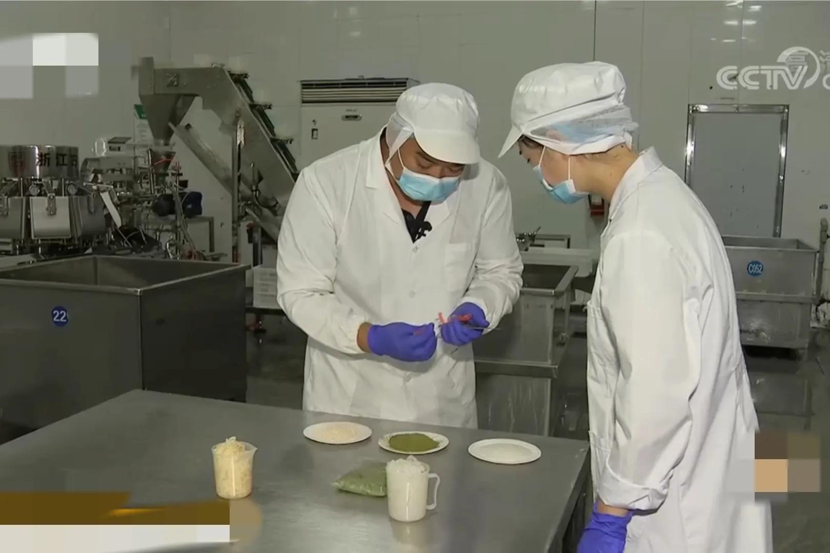 200亩荒山变成聚宝盆,愚公移苍山荒山化作聚宝盆