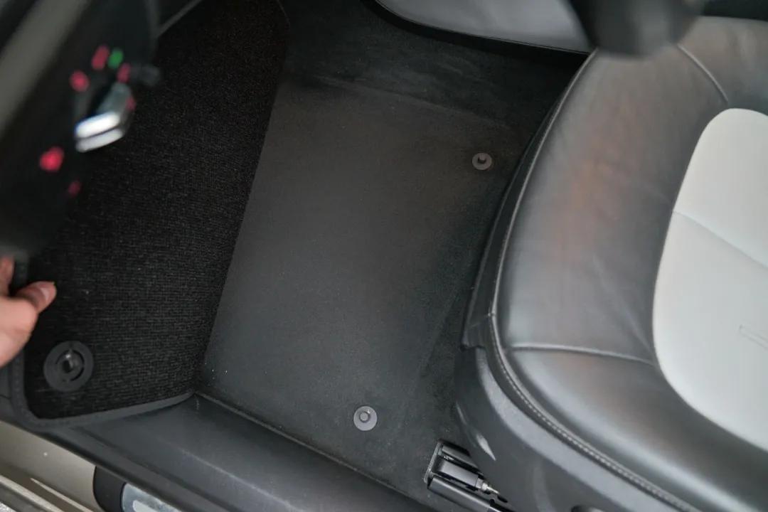 17款a72.0t四驱quattro,老款a7四驱quattro