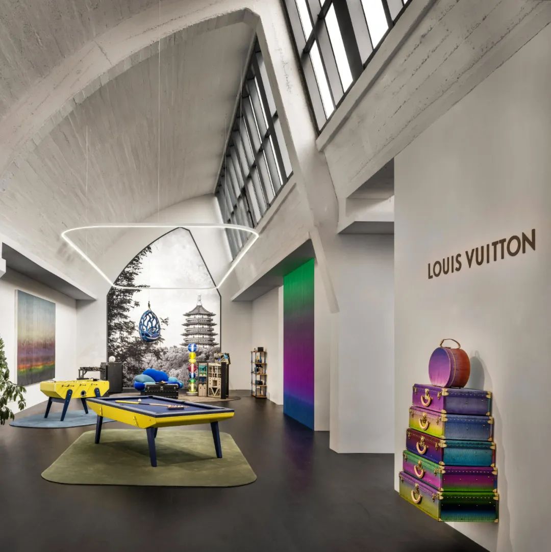 三星长公主、杨紫琼都爱背大包,这16个牌子女精英必备!