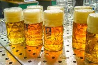 慕尼黑青岛啤酒节,拜仁慕尼黑主场安联球场