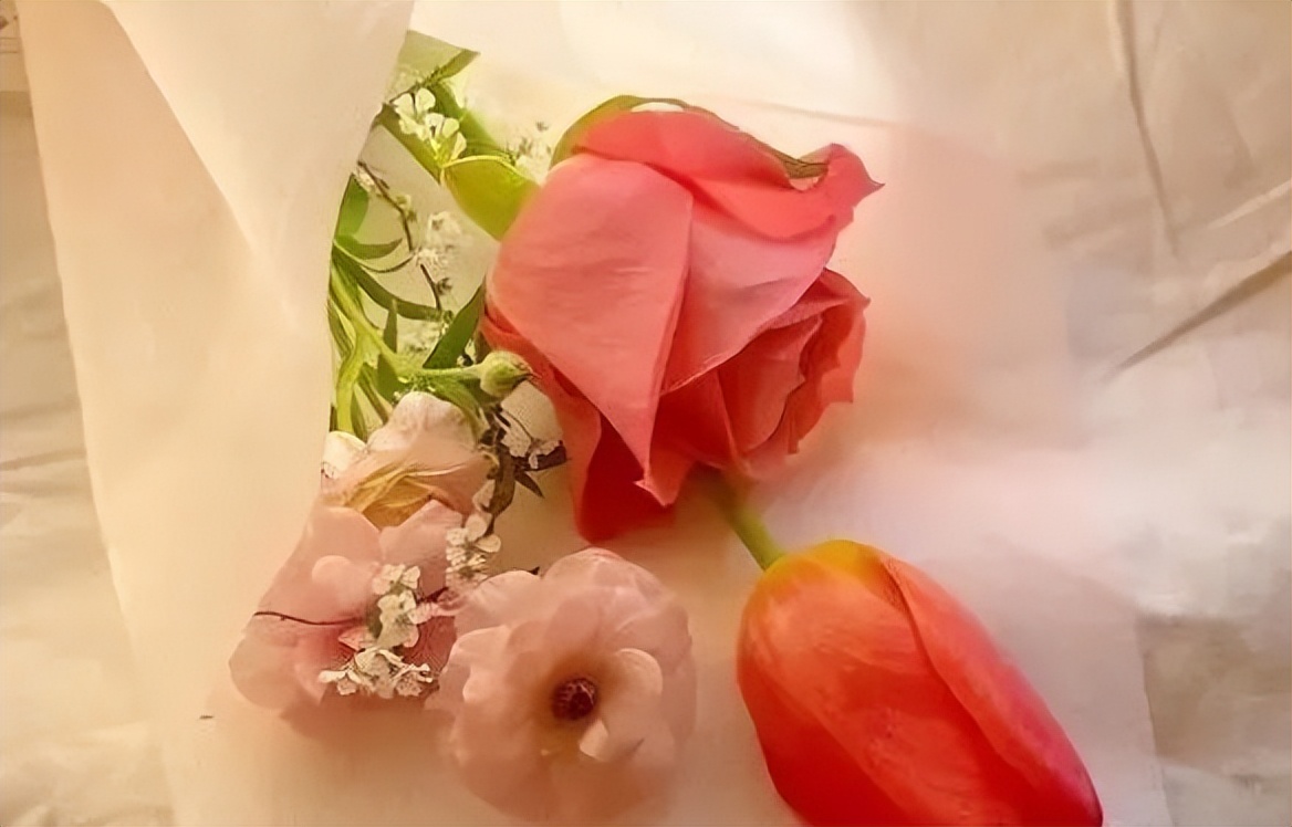 “我妈都没有伸手跟我拿钱，我凭什么养你”妻子：行，离婚