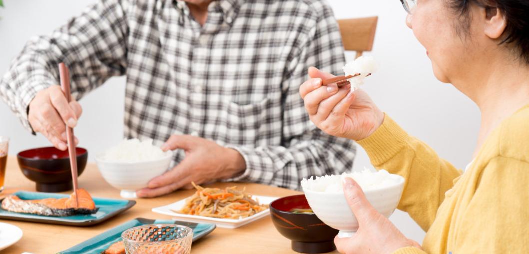 脸上出现*血丝红**,警惕是心梗的前兆,养成这5个习惯心脏会变强大