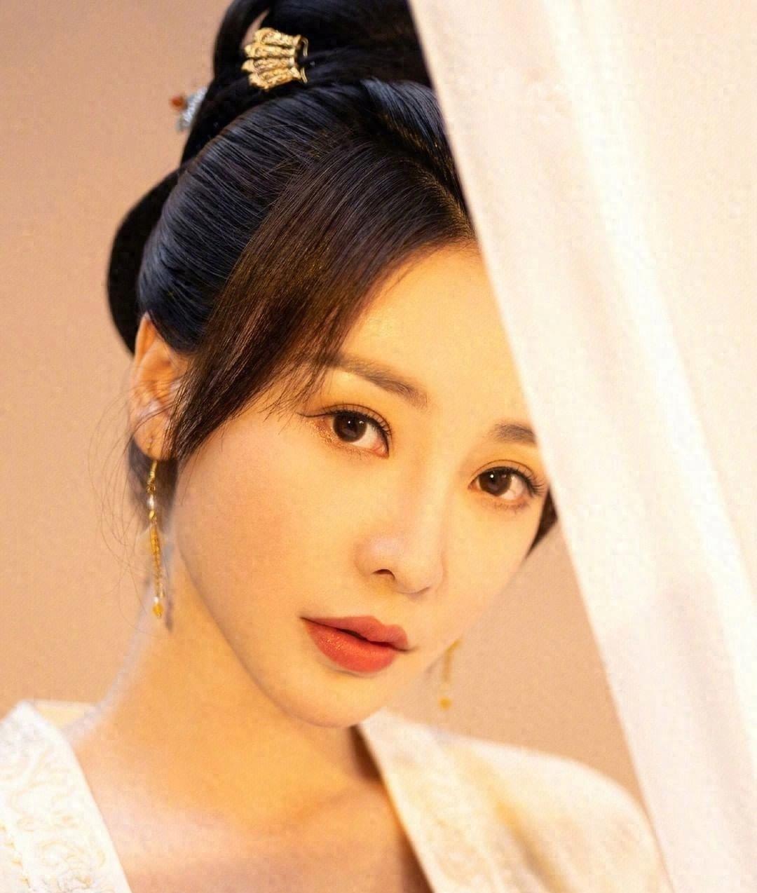 吃喝嫖赌算什么？明星夫妇揭露的内幕比之前的更可笑更恶心