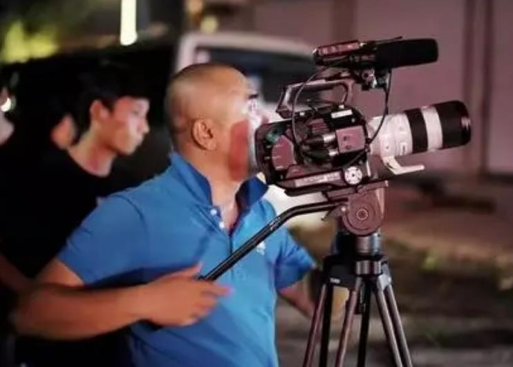 央媒出手点名哪六位明星,央媒批过哪些明星