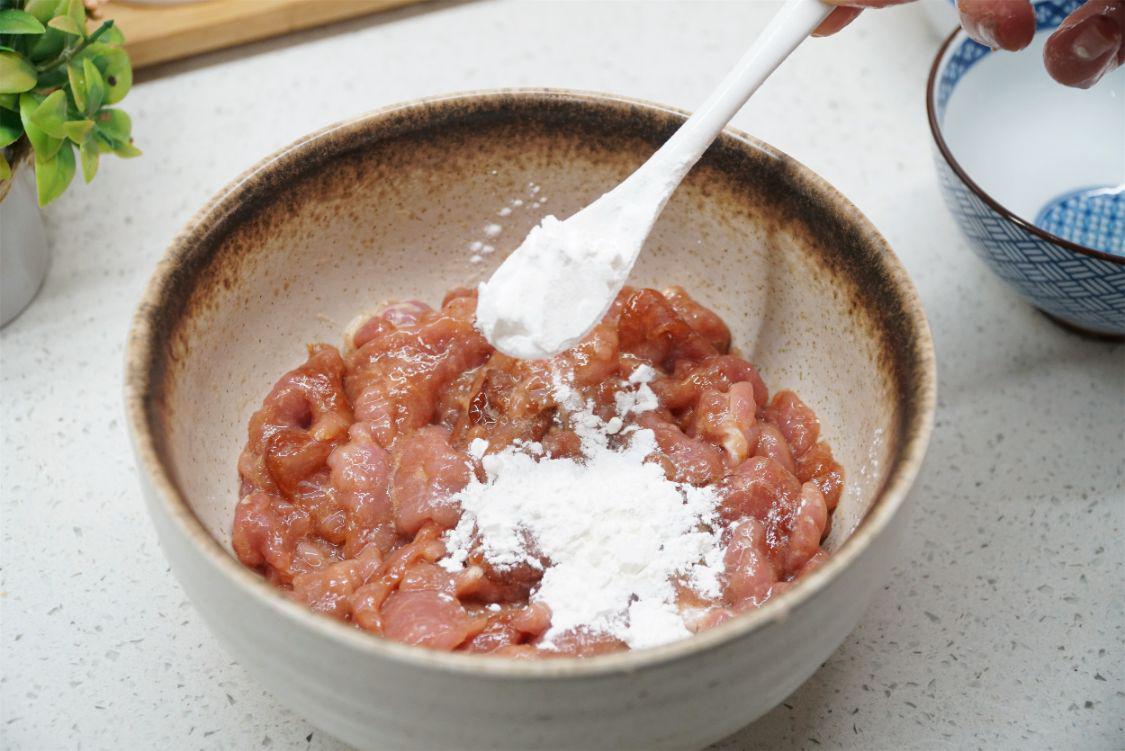 教你一招生粉跟淀粉的用途,生粉和淀粉一字之别