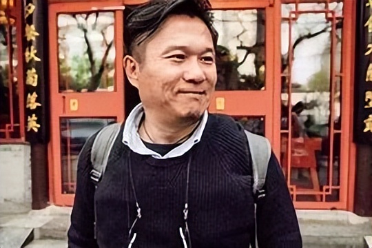 女儿食用奶粉患病父亲维权坐牢,孩子吃毒奶粉家长被抓