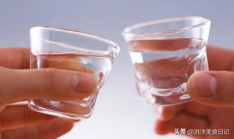 广东人酒桌上为何喜欢喝平价酒,玉冰烧广东4大名酒