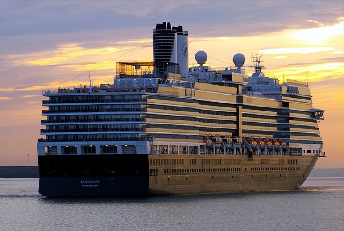 世界最新十大豪华邮轮排名,世界顶级豪华游轮排名前十名