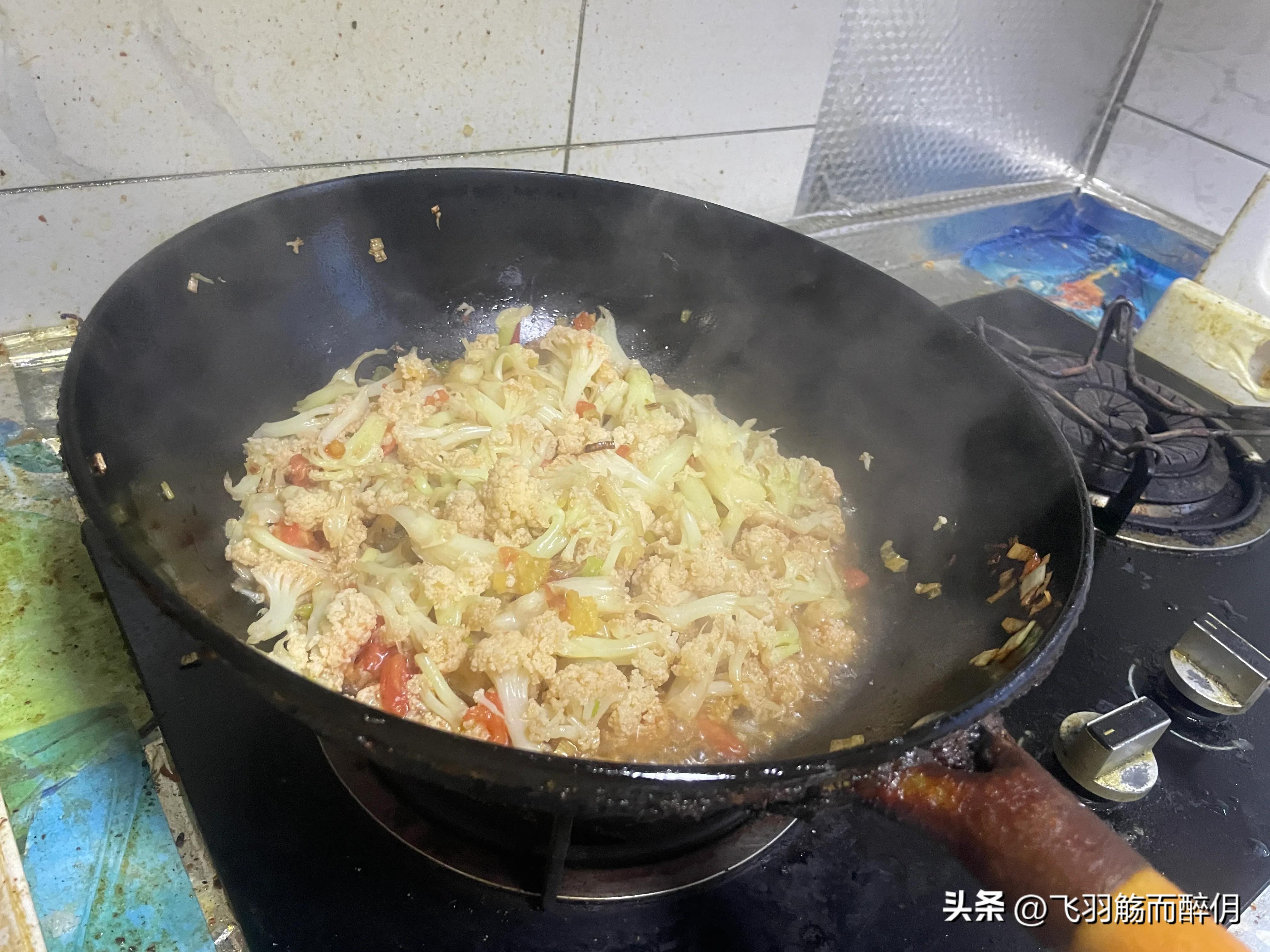 菜花里有虫子不好清洗,教你一招,做出来的菜花又好吃又干净