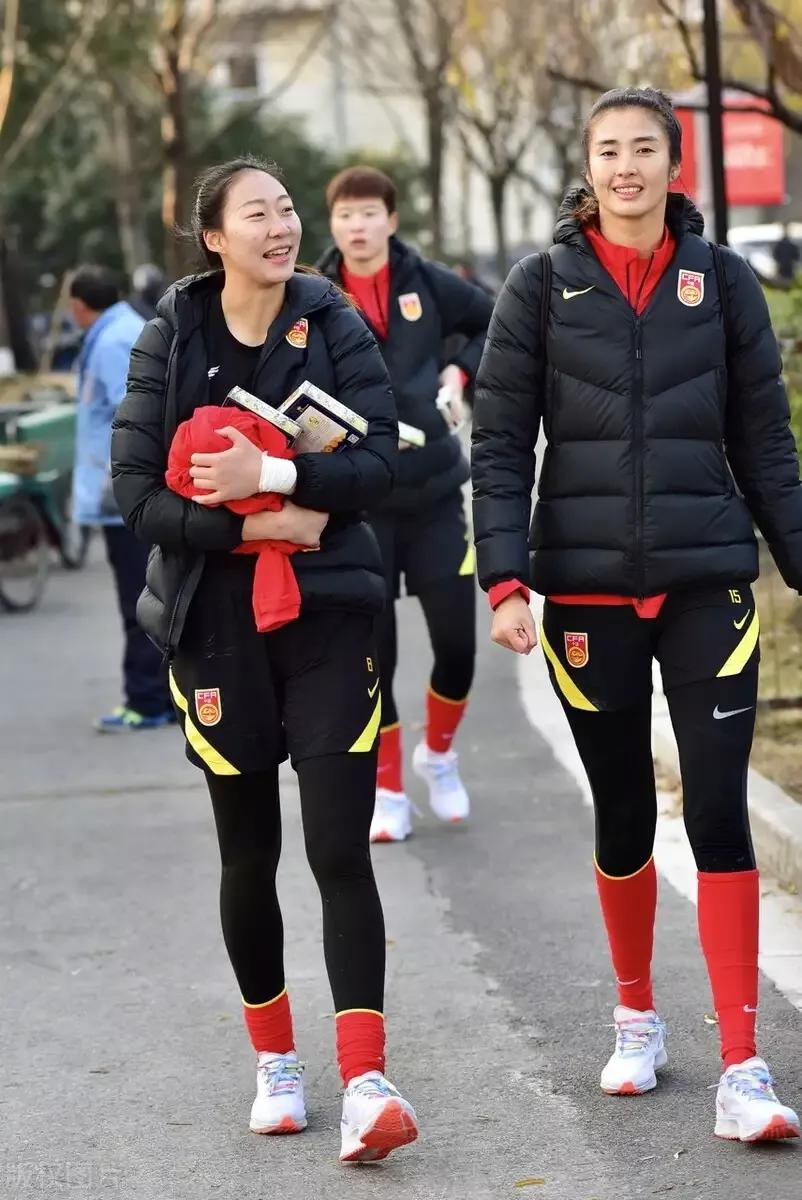 中国足球招聘球员,中国足球新消息