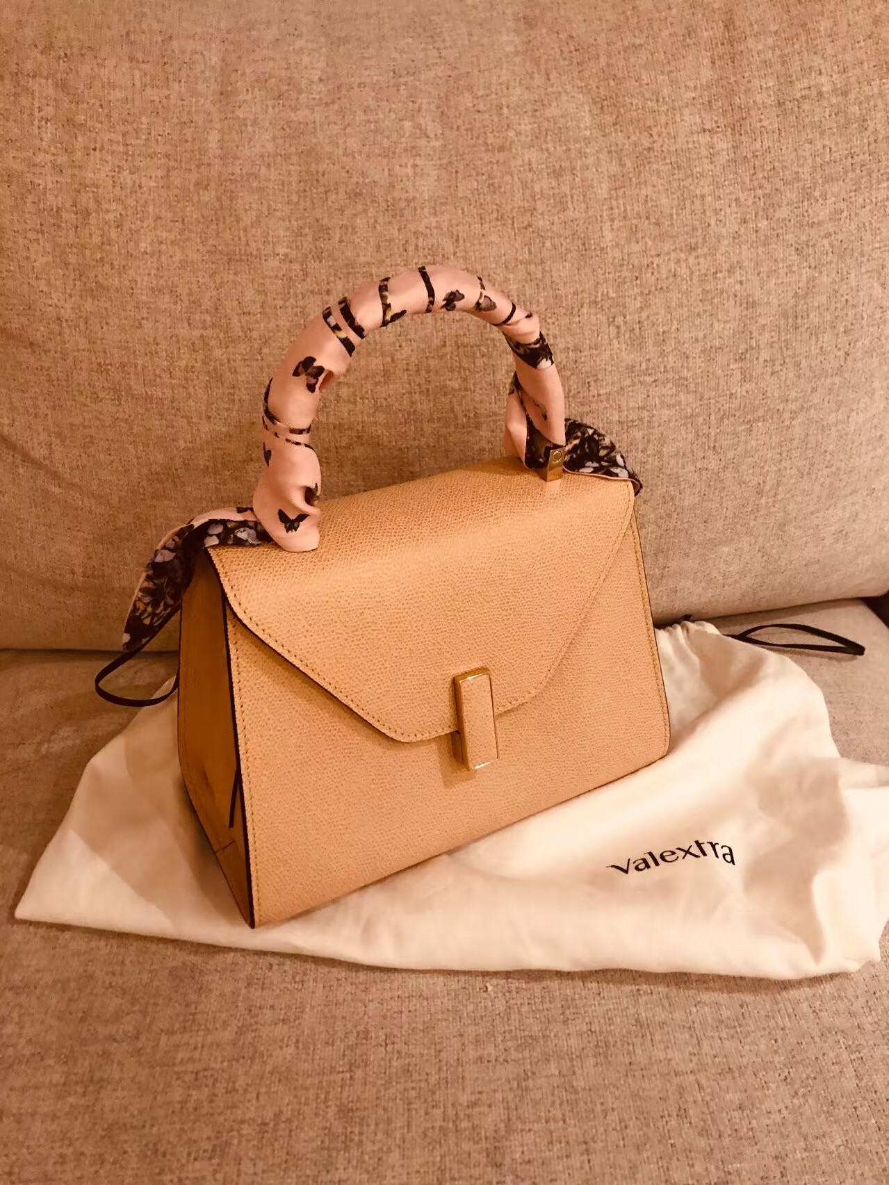 踩雷名牌包 (踩雷包)