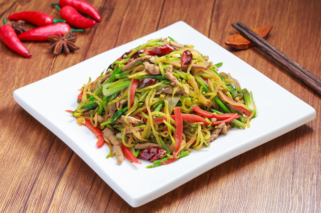 羊肉哪种做法最好吃,羊肉的哪种做法最好吃