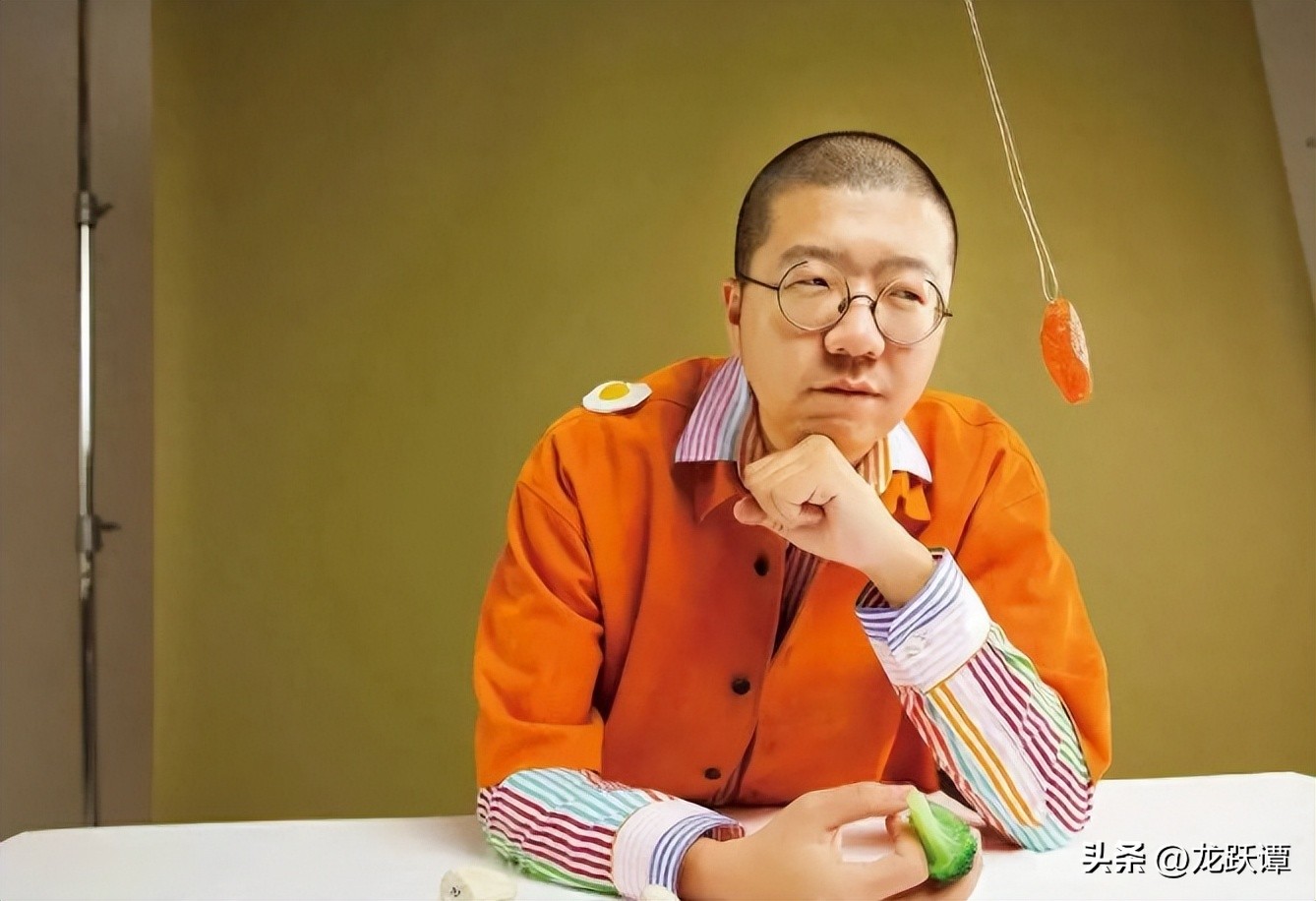 李诞走出内衣代言风波,李诞代言内衣引发热议