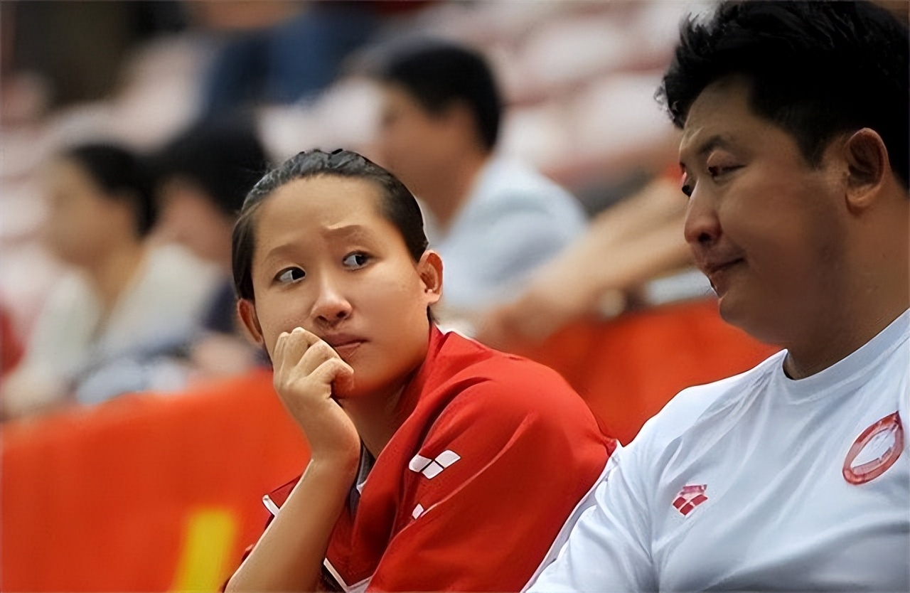 刘子歌嫁给教练的原因,中国游泳运动员刘子歌图