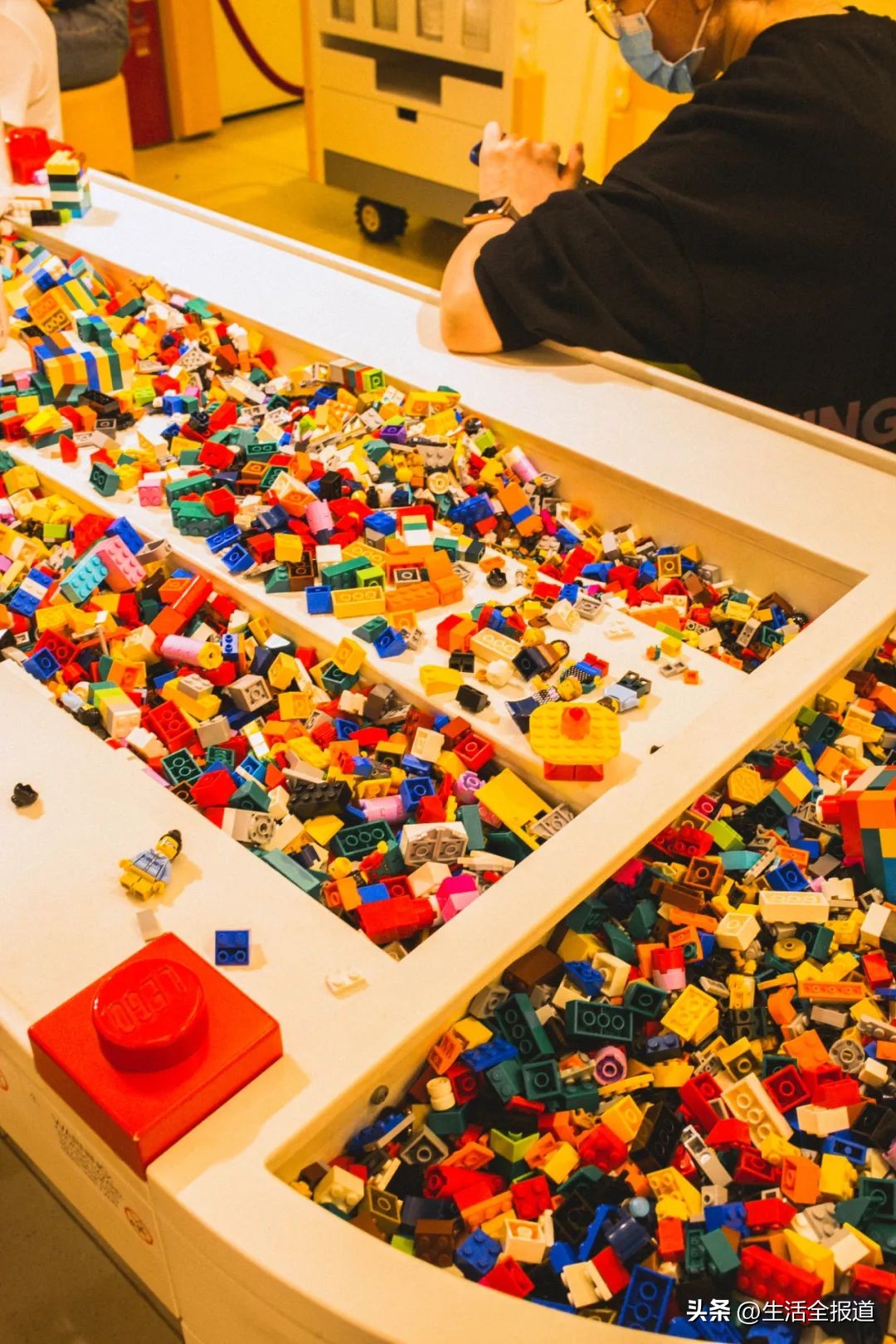 浪花攻略,楚河汉街有什么值得玩的吗