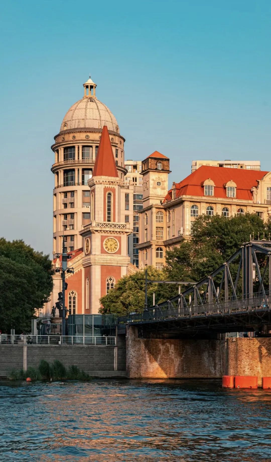 关于天津的文案短句,去天津的朋友圈文案