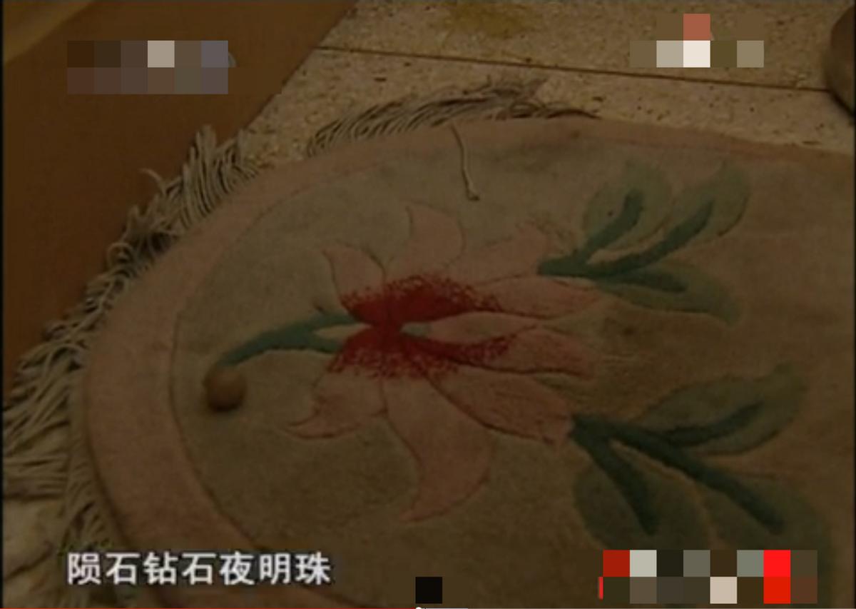 1971年内蒙退伍军人救下一老人，获赠小泥球，38年后发现价值2亿