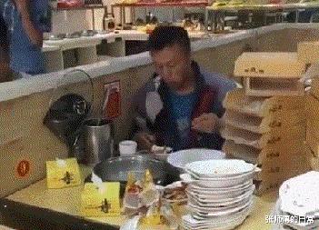 “你以为女生睡觉都是靠着男票？为你解锁更多姿势！”