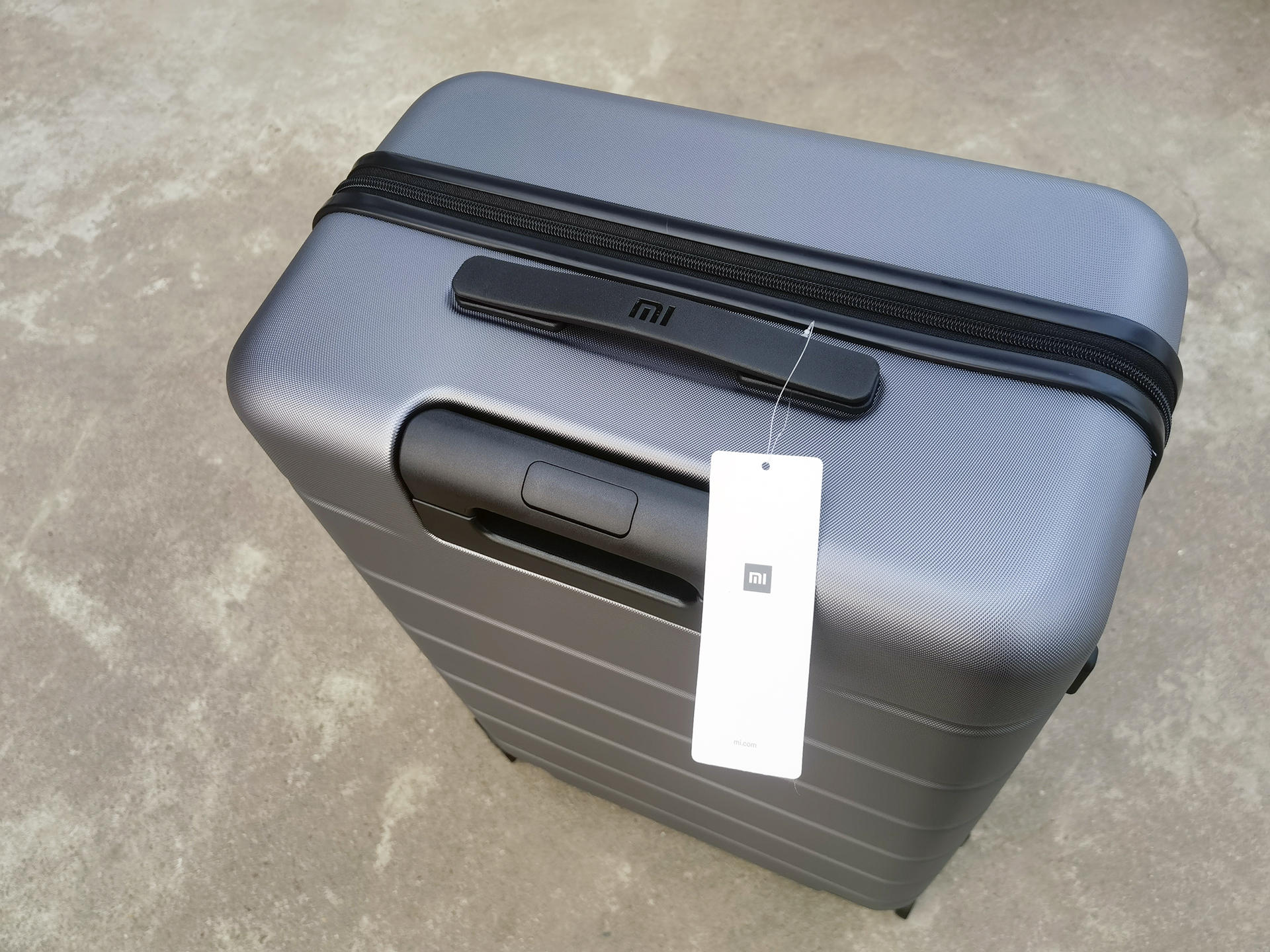 小米自动旅行箱价格,小米商务旅行箱轮子