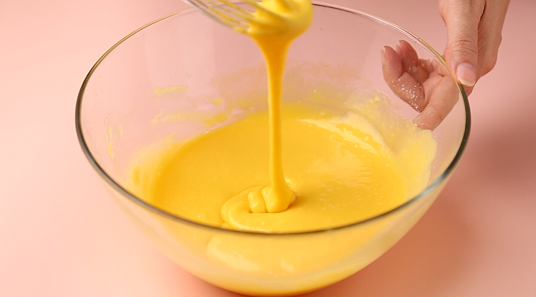 超可爱！！小熊维尼蛋糕卷，软萌好吃，入口即化