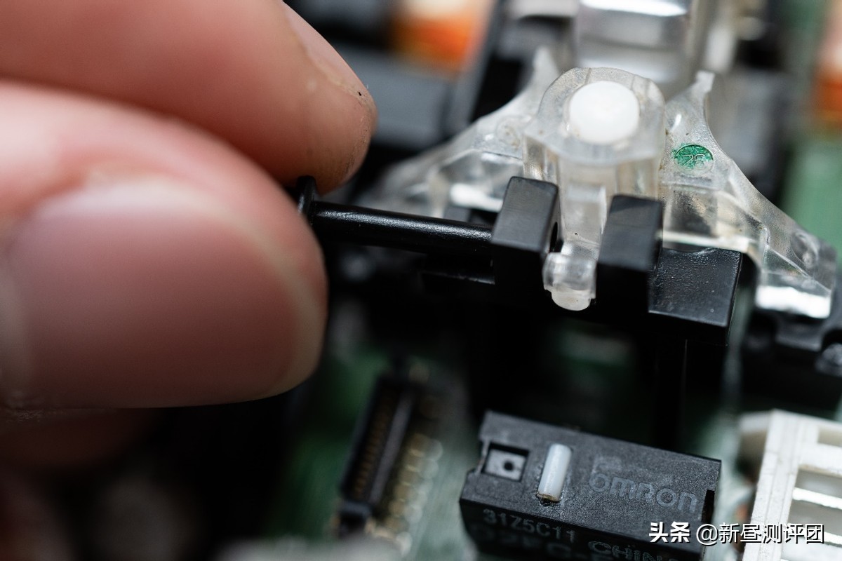 g502鼠标用了8年没事吧,罗技g502鼠标失灵的解决方法