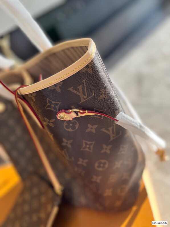 lvneverfull迷你购物袋,lv购物袋哪个颜色经典