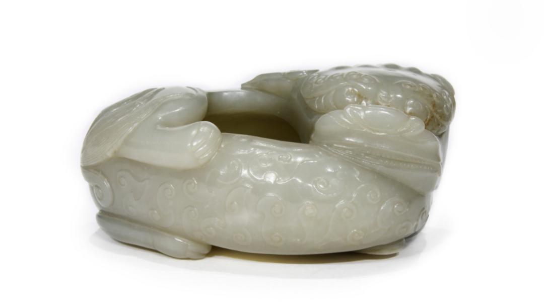 元青花瓷四爱梅瓶12亿,明青花瓷梅瓶拍卖多少钱