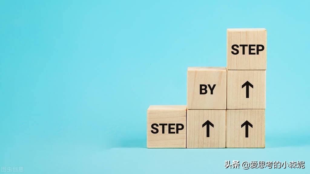 孩子叛逆摔东西打人,小孩摔东西打人怎么纠正好