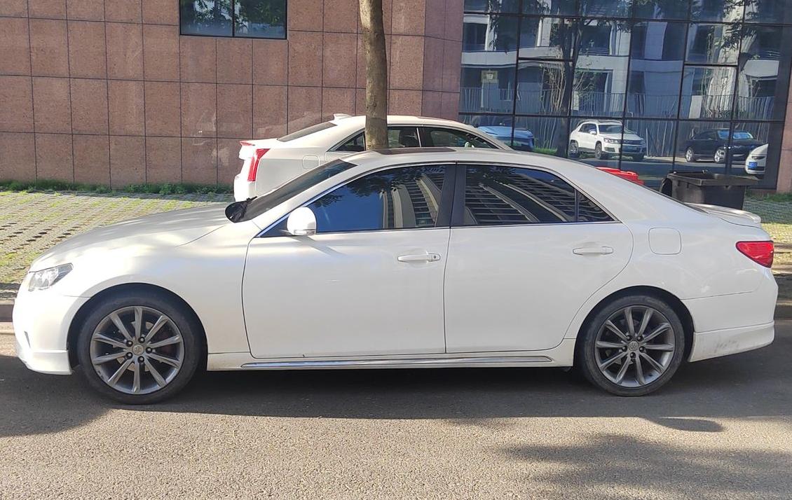 锐志经典永不过时,锐志如何改才能更舒适